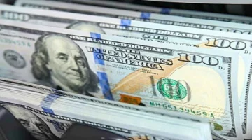 تحديثات الصرف.. سعر الدولار أمام الجنيه في ختام تعاملات البنوك المصرية اليوم